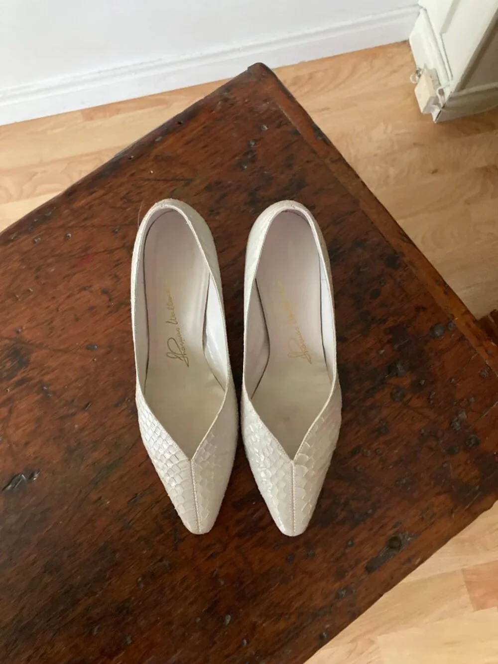 Vintage Thomas Wallace Cream Snakeskin Shoes - Picture 9 of 9